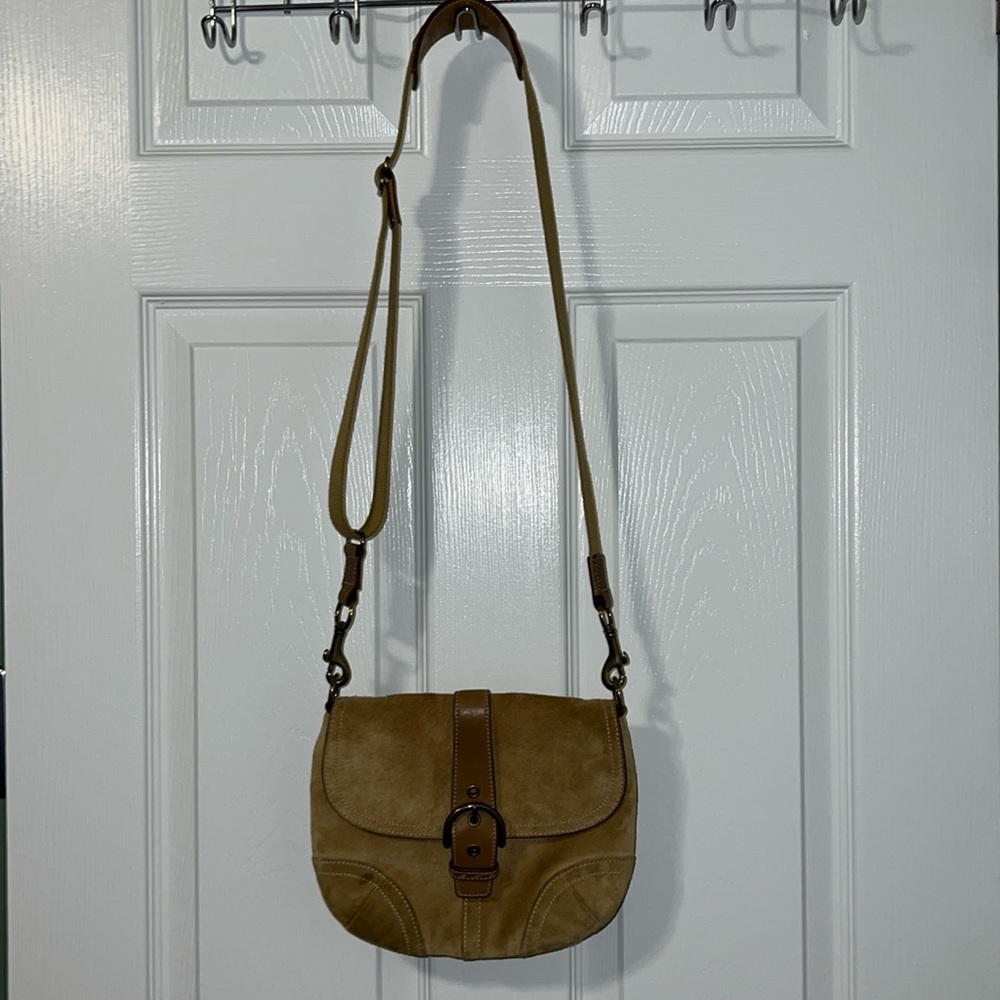 COACH #4743 Tan SUEDE SWING SUEDE AND LEATHER CROSSBODY - Picture 2 of 11